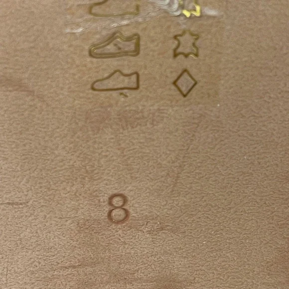 Madewell The Grayson Brogue Chelsea Boot J8292, western cut ankle boot. - Picture 11 of 11